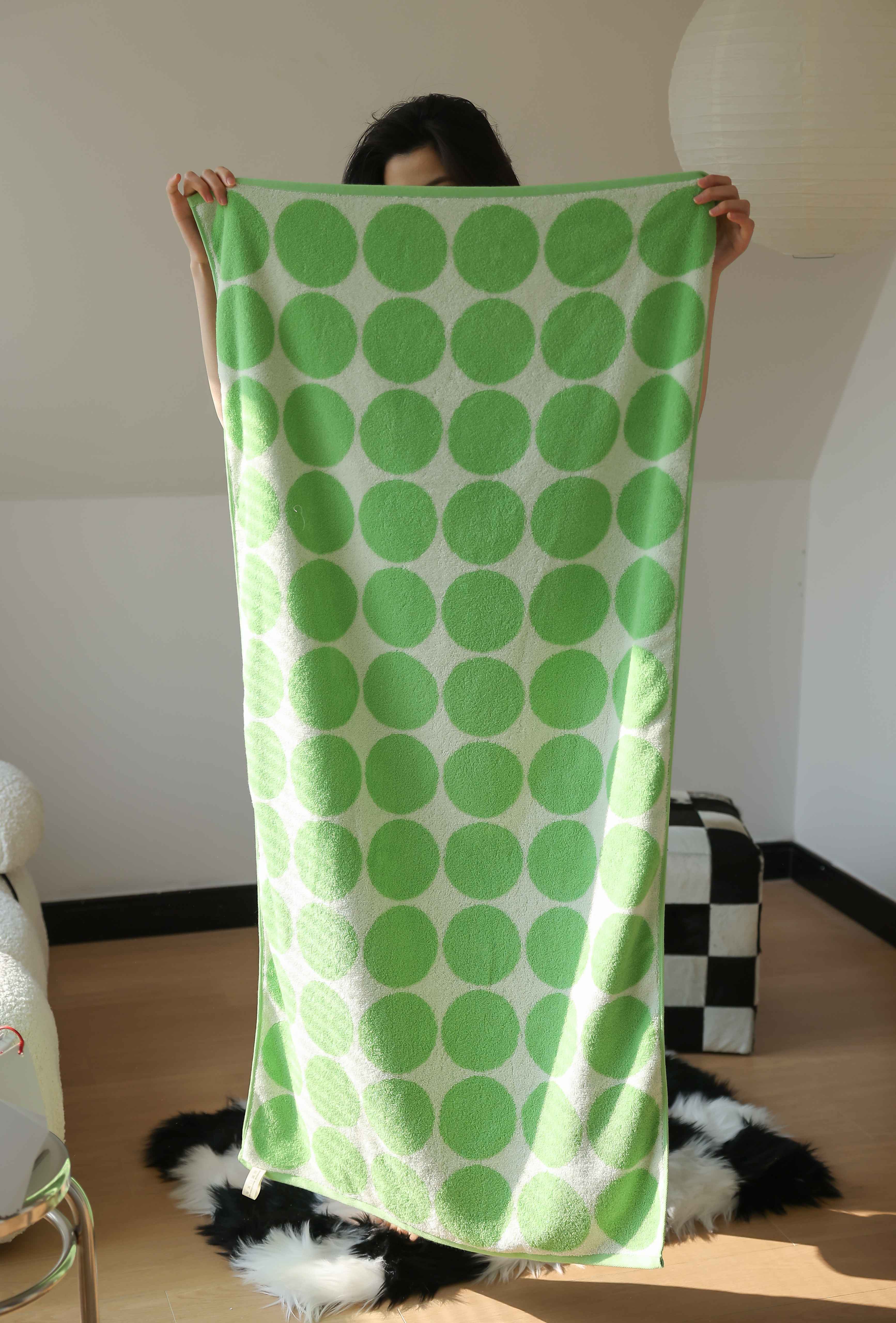 Green Apple Dot Patterned Towels