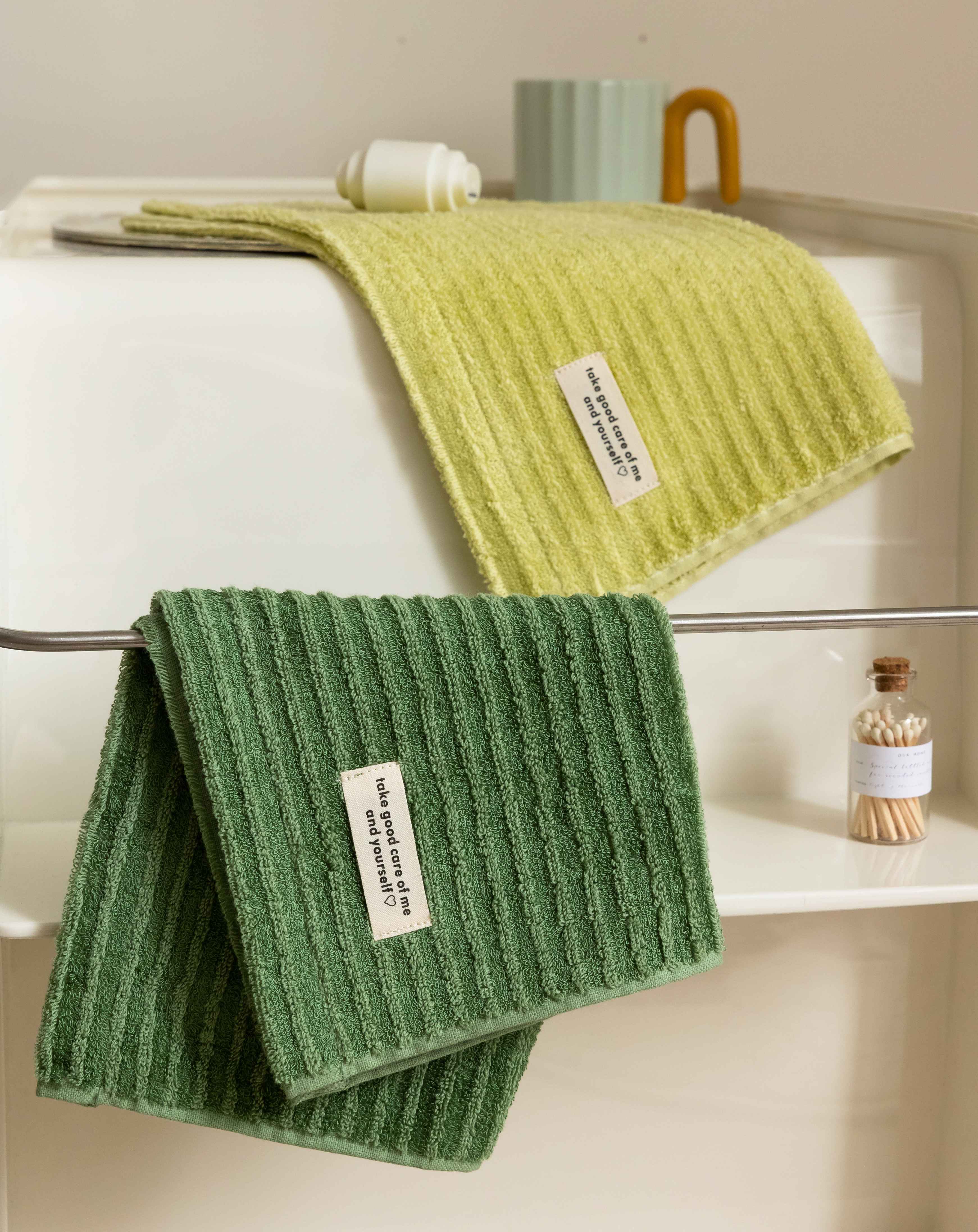 The Wizard of Oz 2-Piece Towel Set